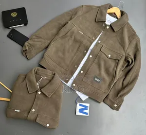 Brown Jackets. Double Pockets