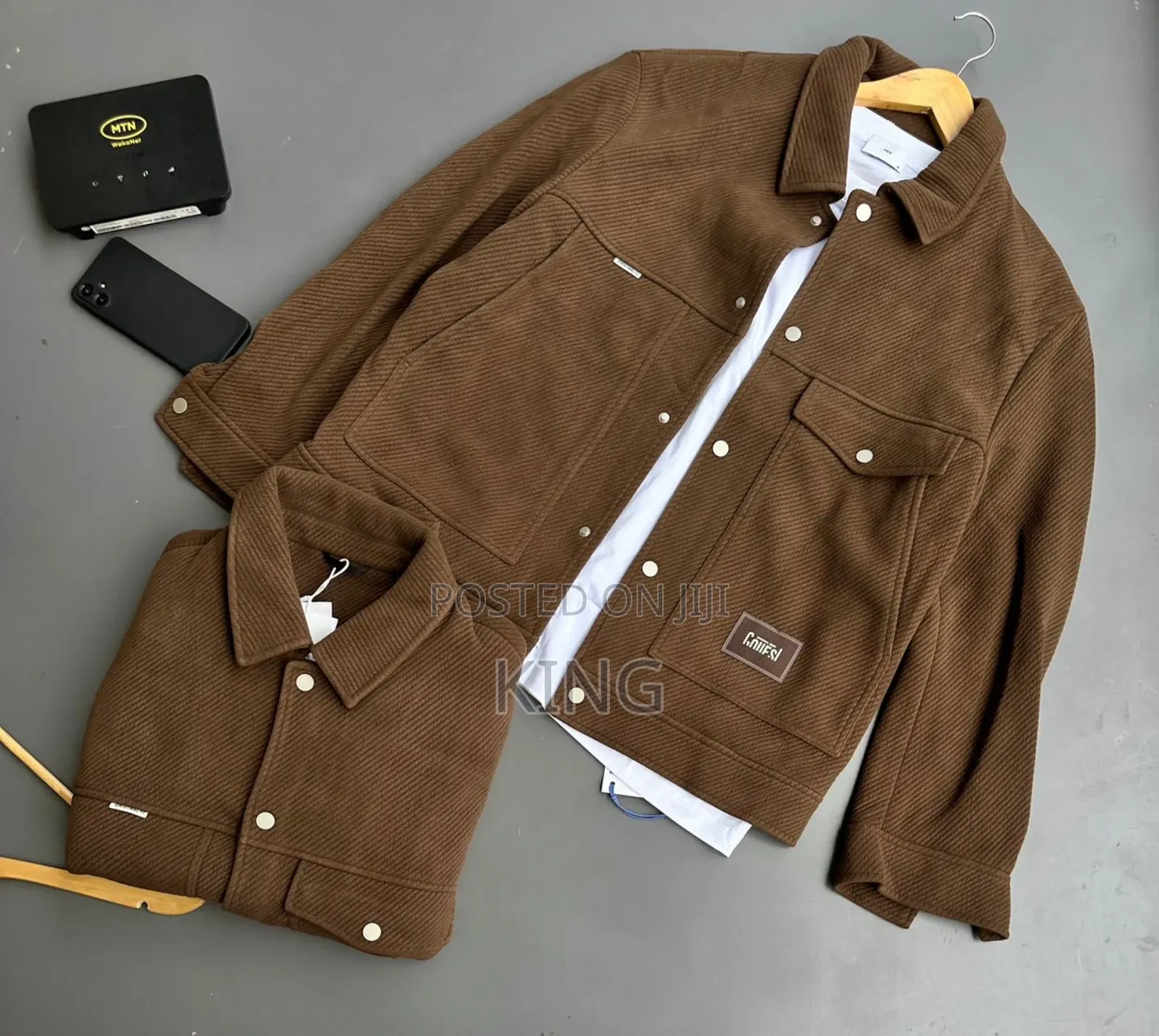 Brown Jackets. Double Pockets