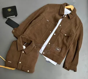 Brown Jackets. Double Pockets
