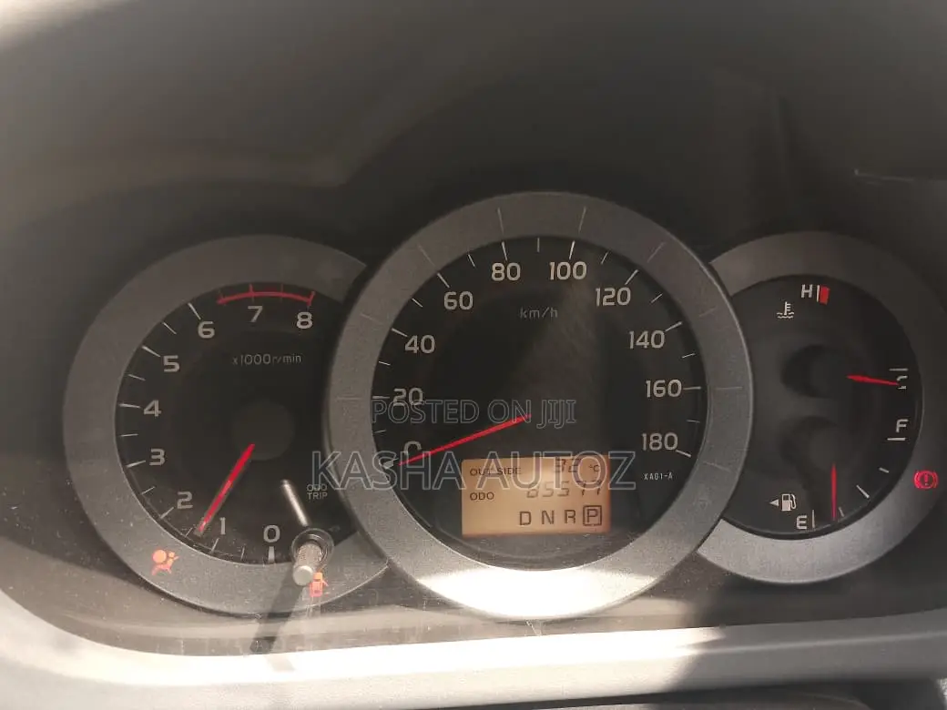 Toyota RAV4 2010 Silver