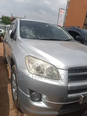 Toyota RAV4 2010 Silver