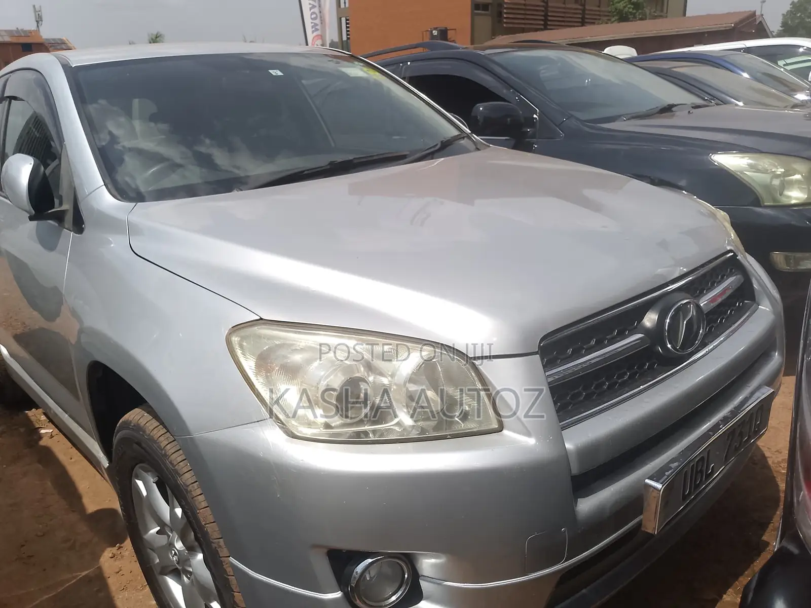 Toyota RAV4 2010 Silver