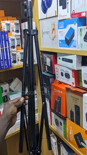 Adjustable Light Tripod Stand 6ft