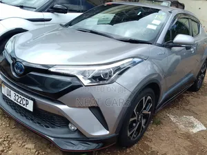 Toyota C-HR 2019 Silver