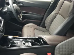Toyota C-HR 2019 Silver