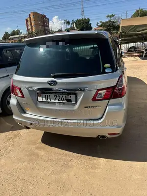 Subaru Exiga 2012 Silver