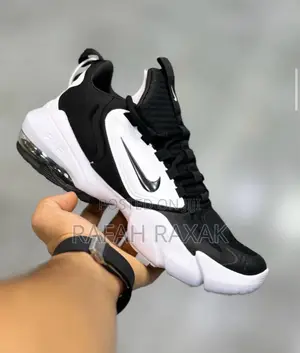 Men’S Nike Air Max Alpha Savage Sneakers