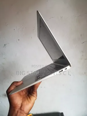 Laptop Apple MacBook Air 4GB Intel Core I3 SSD 60GB