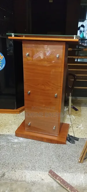 Wooden Lecture