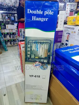 Double Pole Hanger.