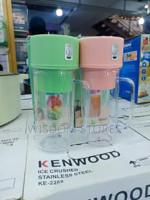 Portable, Rechargeable Straw-Type Juicing Cups