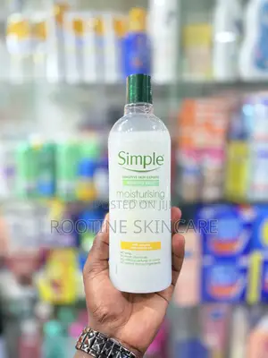 Simple Sensitive Skin Moisturizing Bath Cream