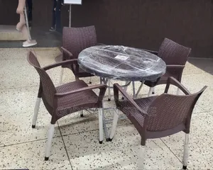 Cottage Plastic Table and Chairs Plastic Chairs and Table for Dining