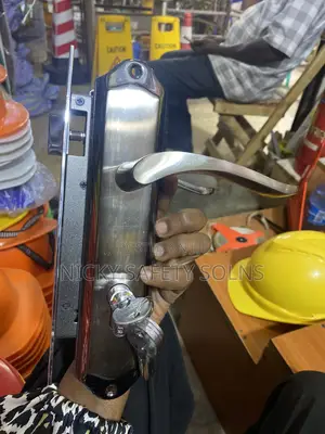 Door Locks and Handle / Parker Complete