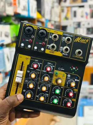 Portable 4-Channel Audio Mixer