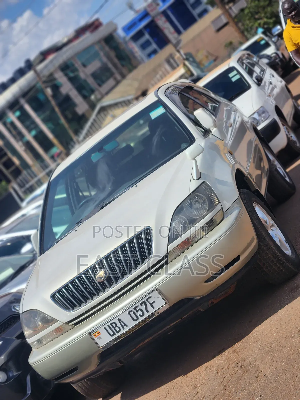 Toyota Harrier 2.2 16V 2002 White