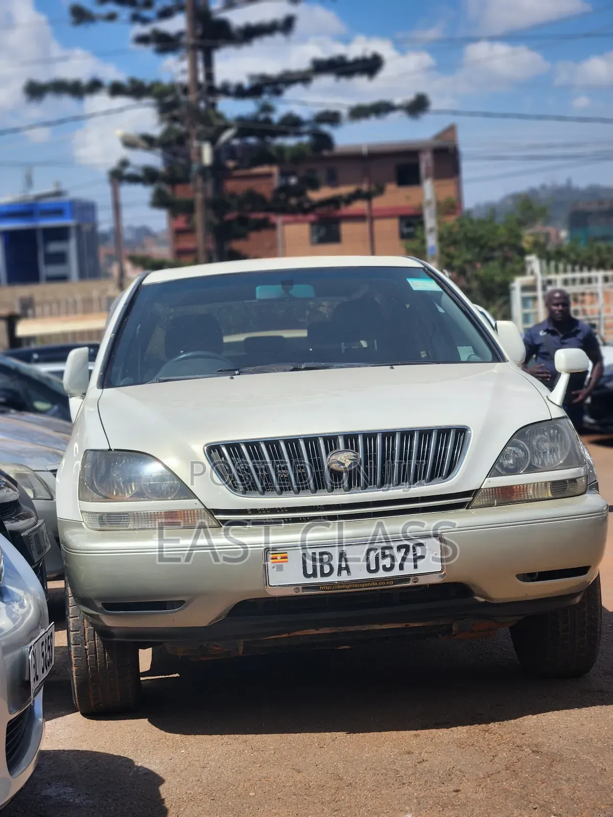 Toyota Harrier 2.2 16V 2002 White