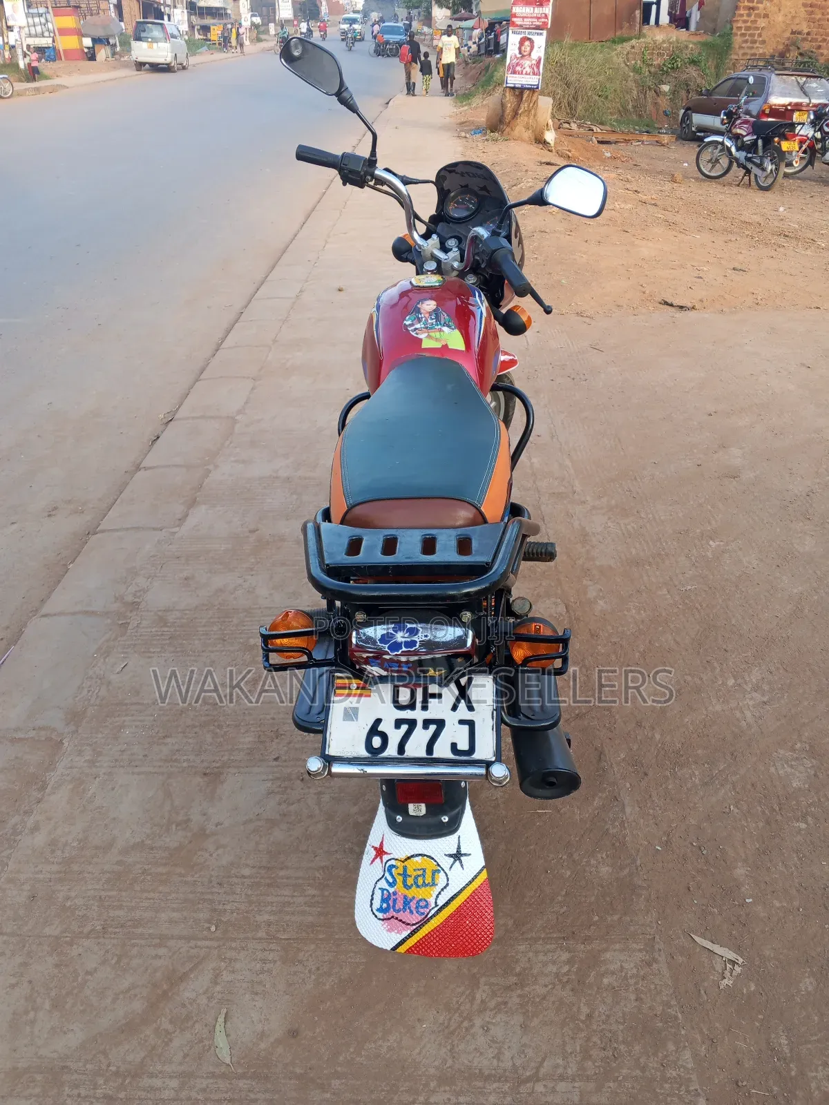 Bajaj Boxer 125 2023 Red
