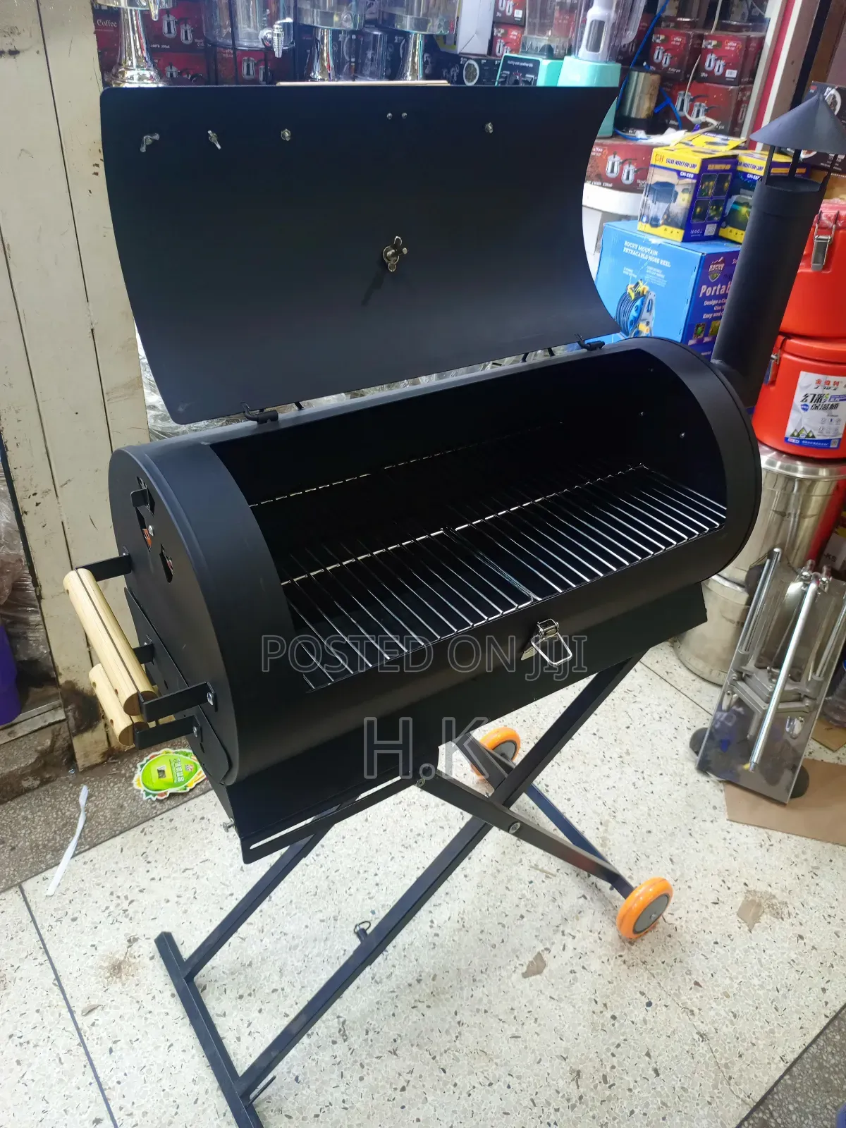 Portable Charcoal Barbecue Grill.
