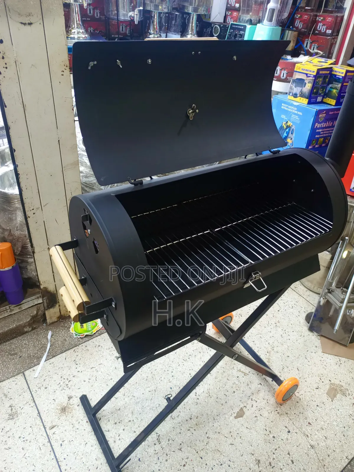 Portable Charcoal Barbecue Grill.