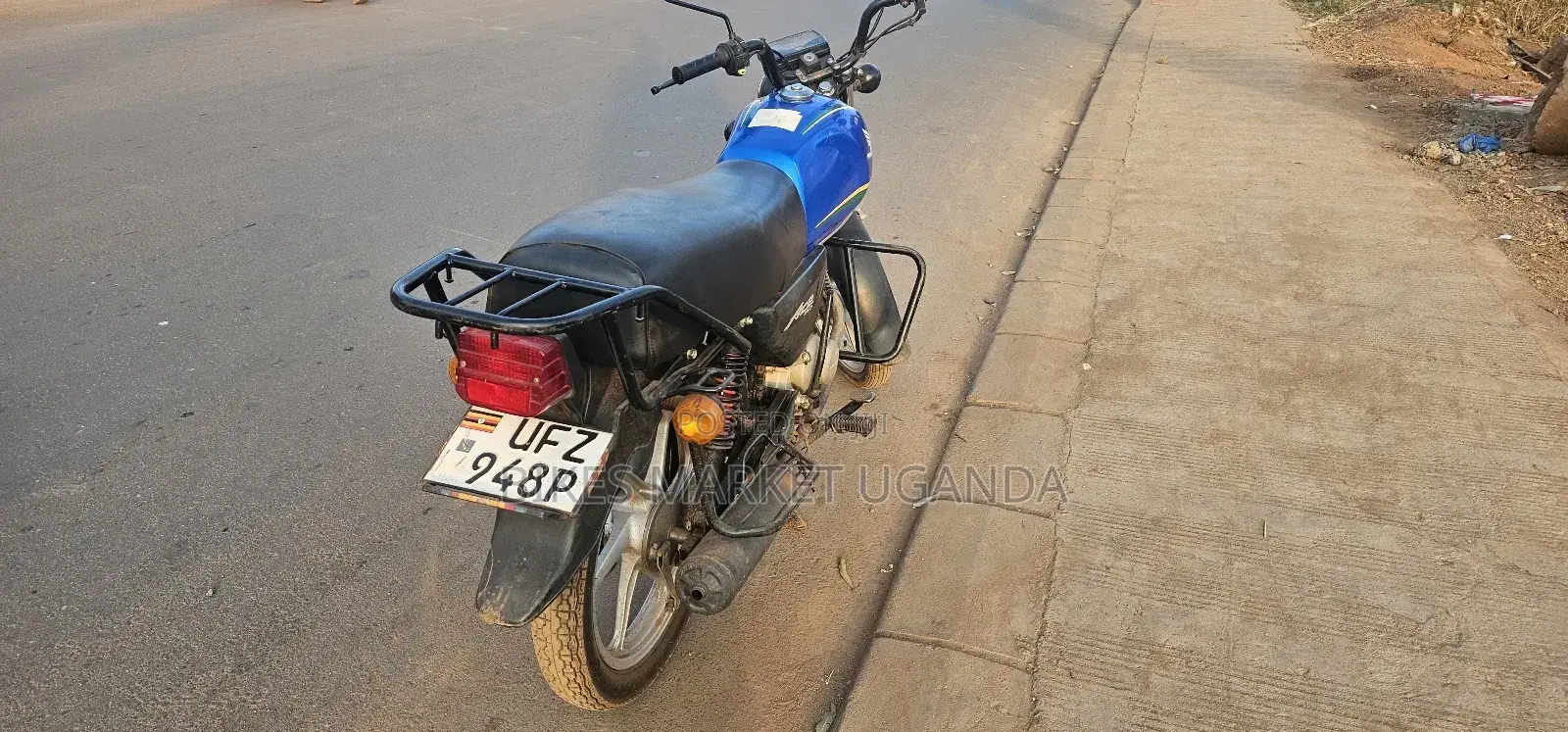 Honda CBR 2023 Blue