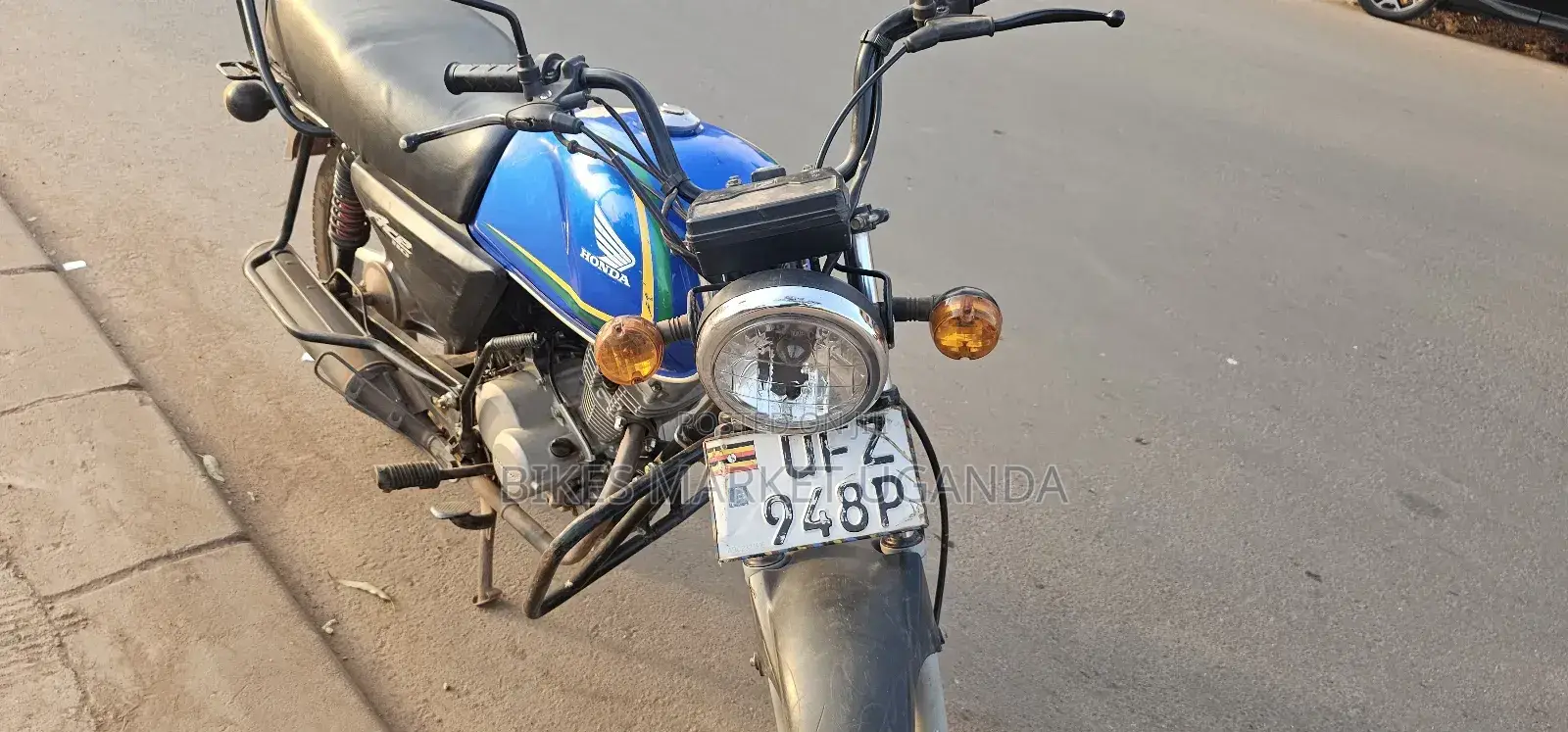 Honda CBR 2023 Blue