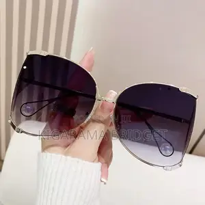 D Sunglasses
