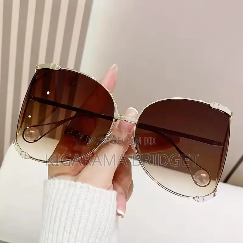 D Sunglasses