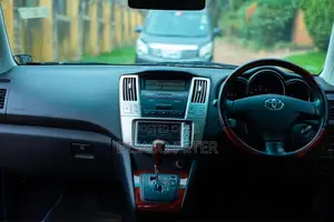 Toyota Harrier 2012 Silver