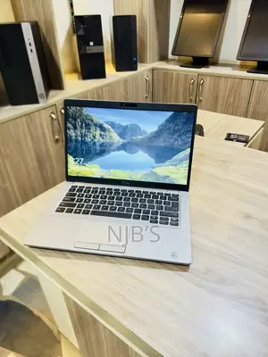 New Laptop Dell Latitude 5410 8GB Intel Core I3 SSD 128GB