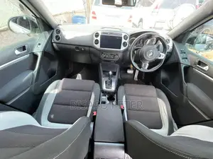 Volkswagen Tiguan S 2013 White