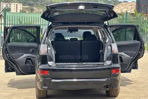 Mitsubishi Outlander 2011 Black