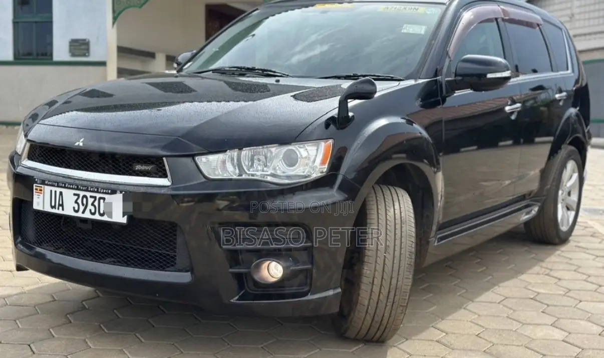 Mitsubishi Outlander 2011 Black
