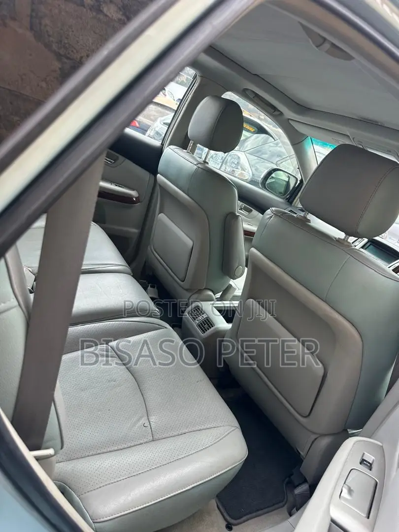 Toyota Harrier 2.4 2012 Blue