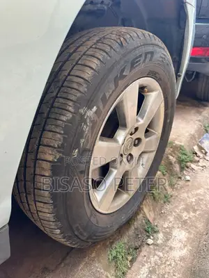Toyota Harrier 2.4 2012 Blue