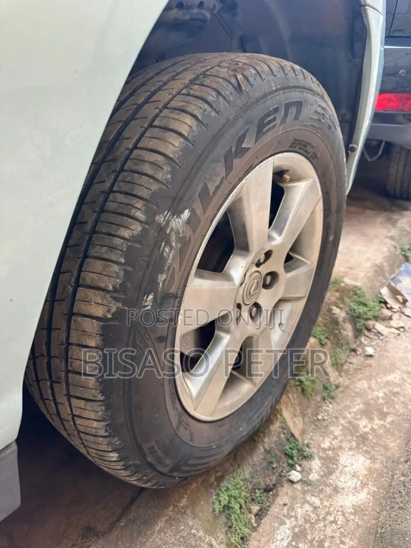Toyota Harrier 2.4 2012 Blue