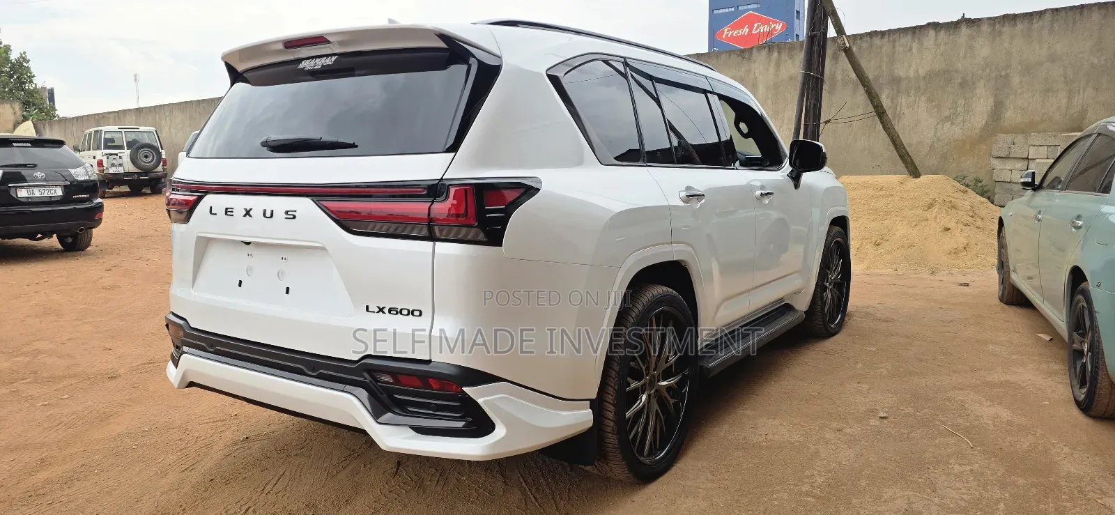 Lexus LS 2024 White