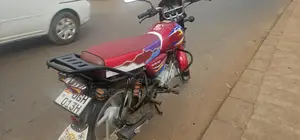 Bajaj CT 125X 2025 Red