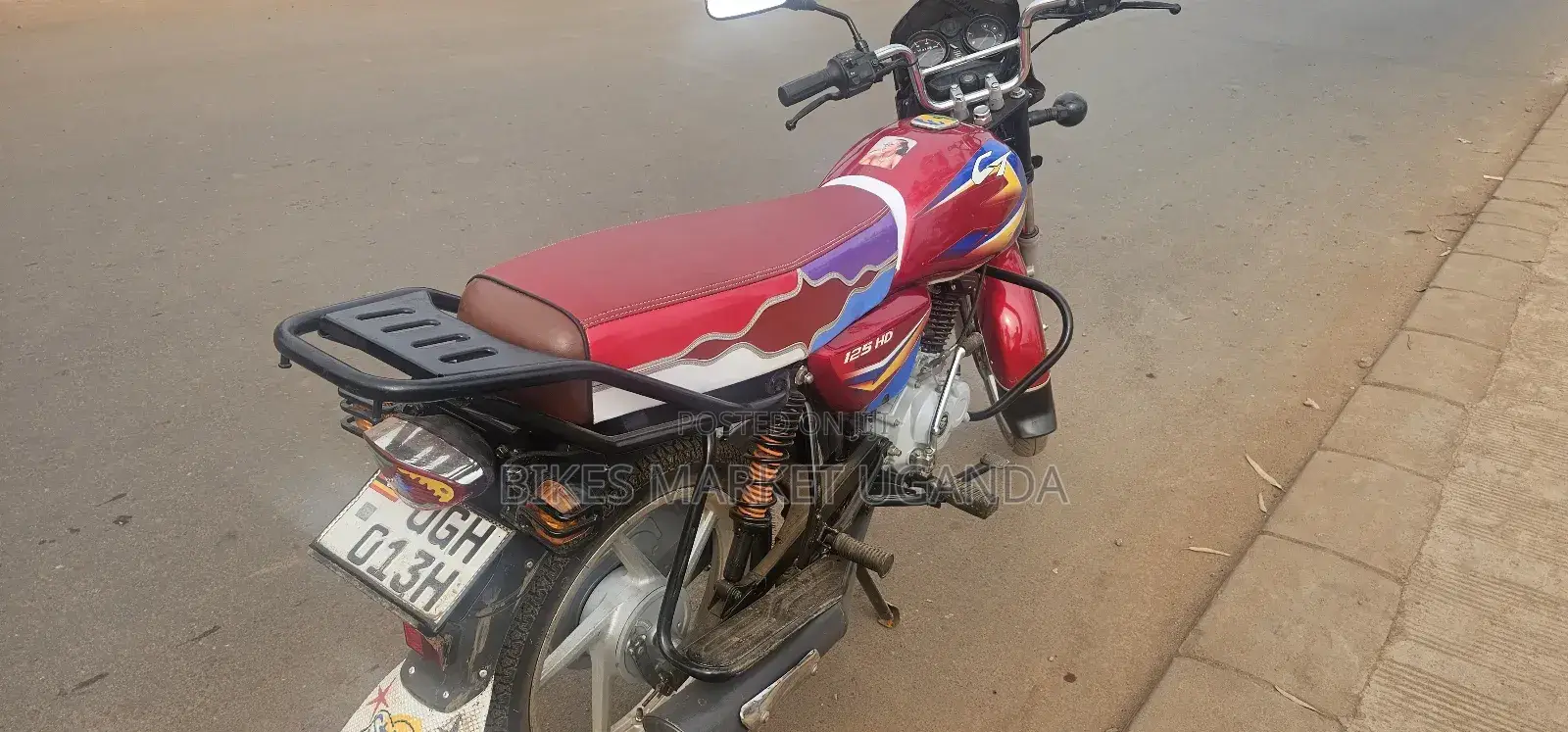 Bajaj CT 125X 2025 Red