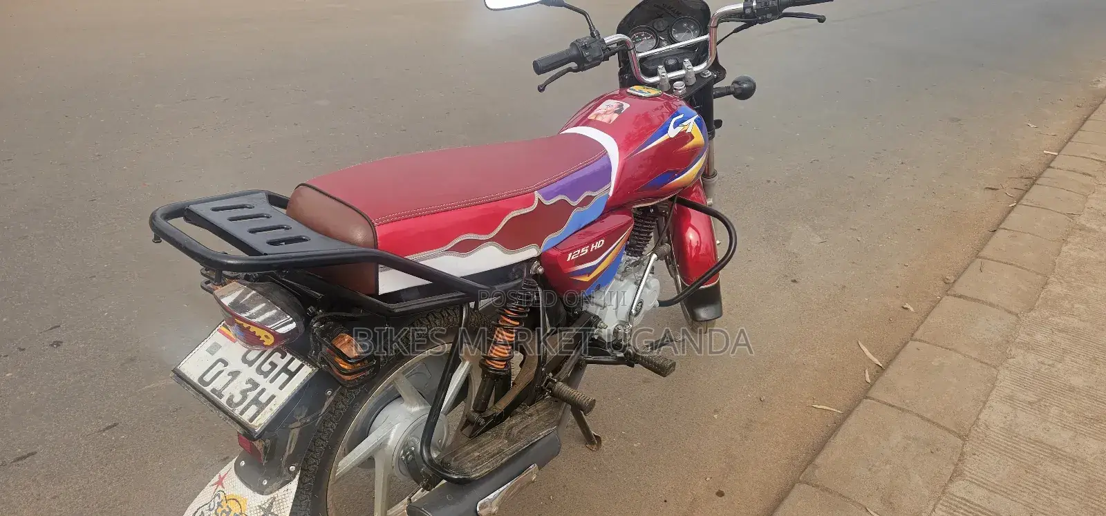 Bajaj CT 125X 2025 Red