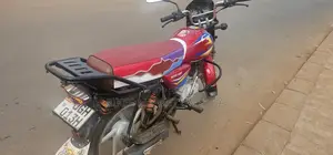 Bajaj CT 125X 2025 Red
