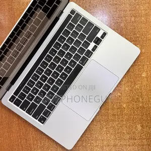 Laptop Apple MacBook Pro 2020 M1 8GB Apple M1 SSD 256GB