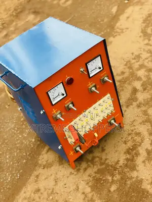 Professional Charged Master/Battery Charger /60 At Once