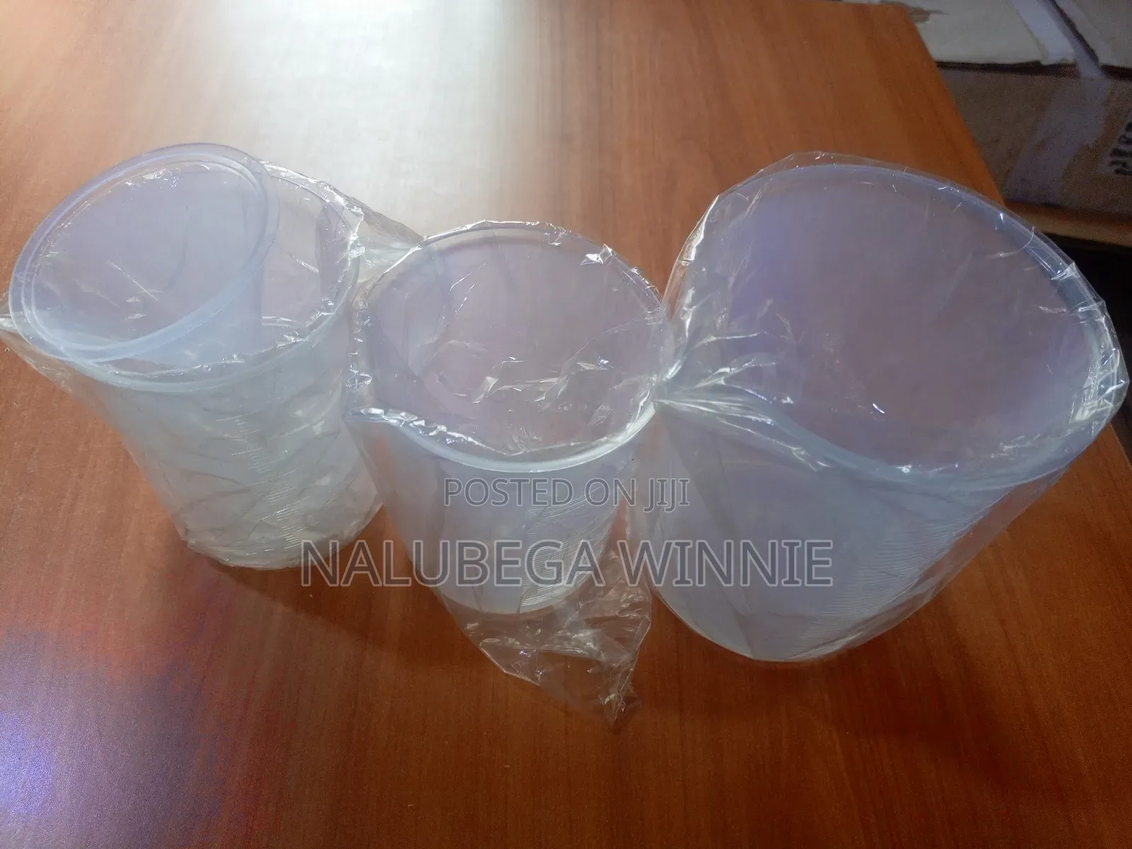 Glass and Plastic Beakers