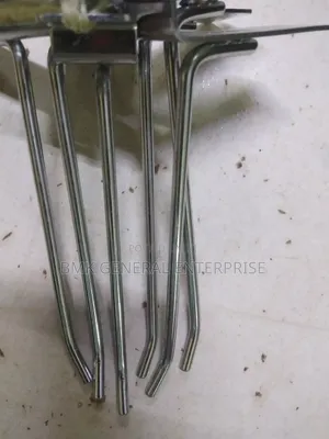 Utility Nail Hooks 10pcs