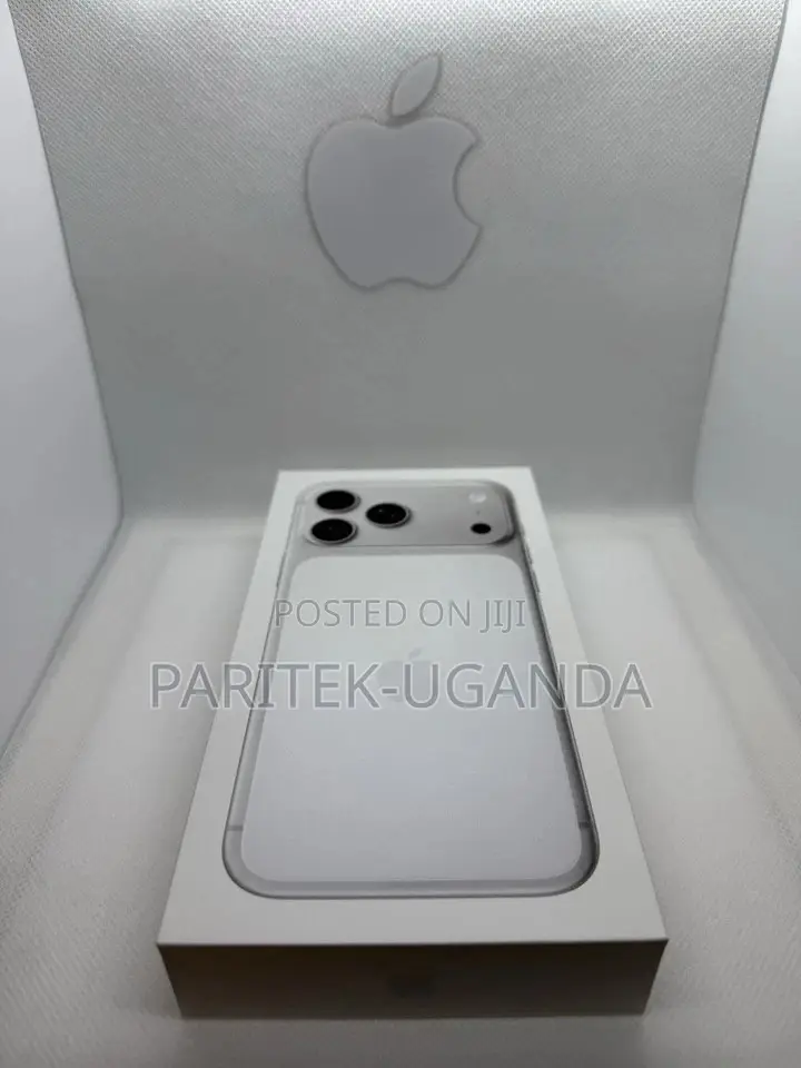 New Apple iPhone 17 Pro Max 256 GB Silver