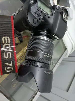 Canon Eos 7d With Big Lens