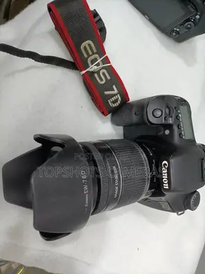 Canon Eos 7d With Big Lens