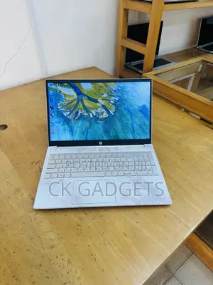 Laptop HP Pavilion 15-Cs3063cl 8GB Intel Core I7 SSD 512GB