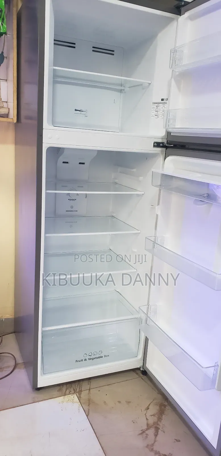 Hisence 419 N4dgn Fridge Freezer